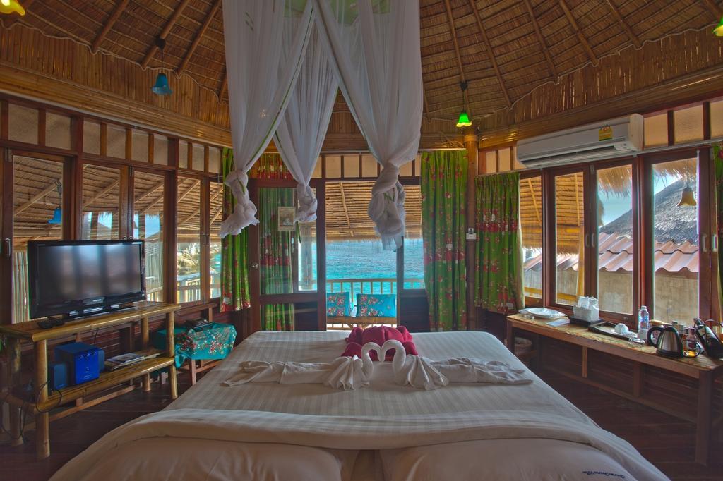 Koh Tao Bamboo Huts Hotel Стая снимка