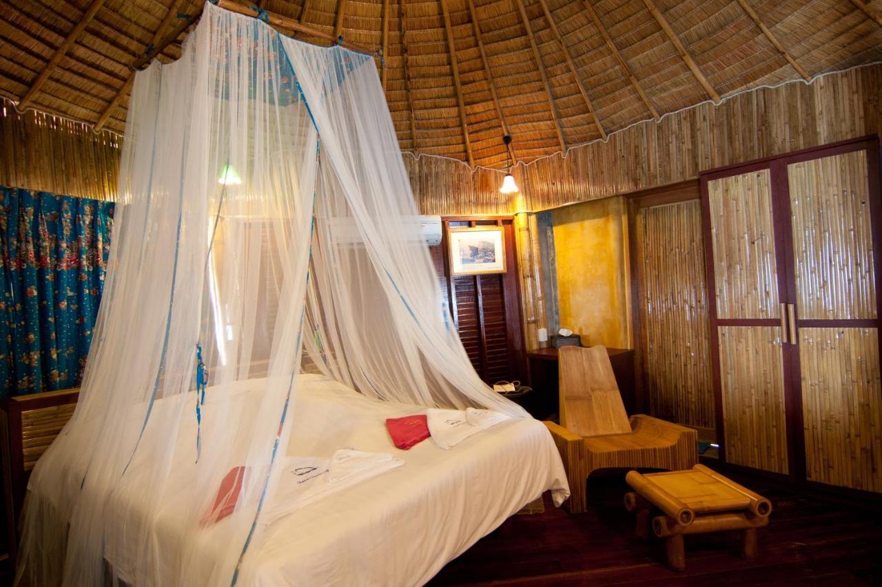 Koh Tao Bamboo Huts Hotel Стая снимка